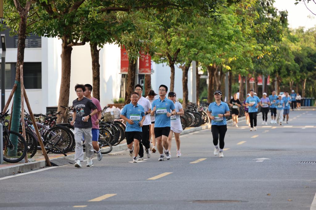 英国上市公司365